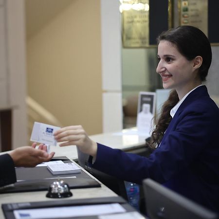 El Sheikh Suites Hotel Бейрут Екстериор снимка