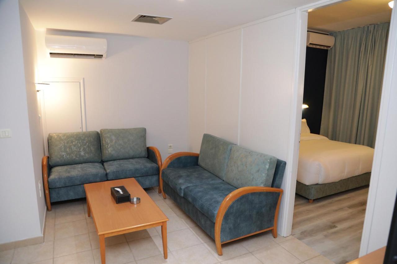 El Sheikh Suites Hotel Бейрут Екстериор снимка