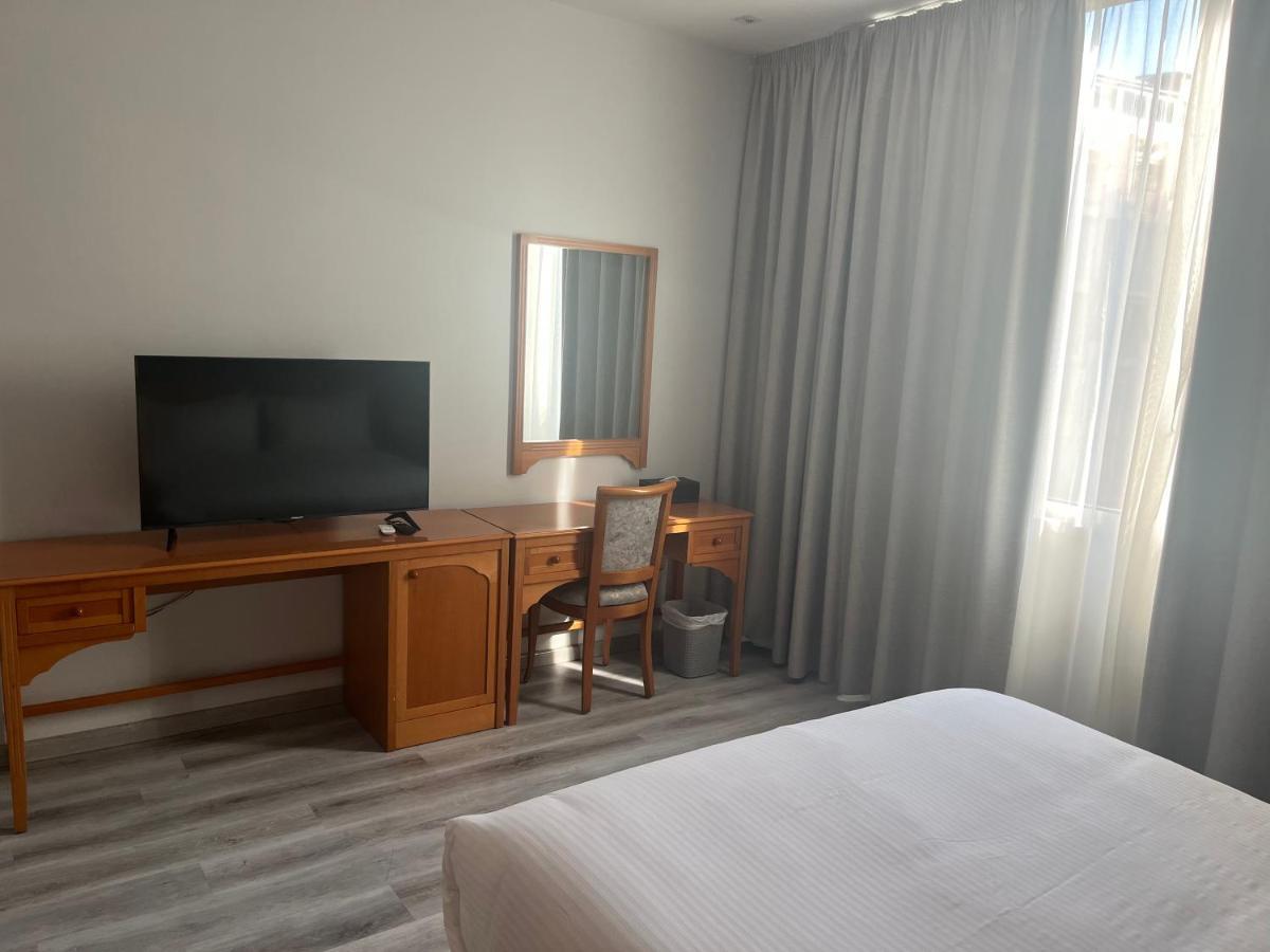 El Sheikh Suites Hotel Бейрут Екстериор снимка
