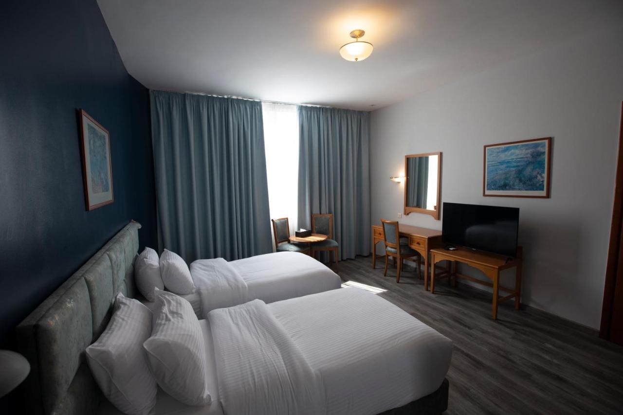 El Sheikh Suites Hotel Бейрут Екстериор снимка