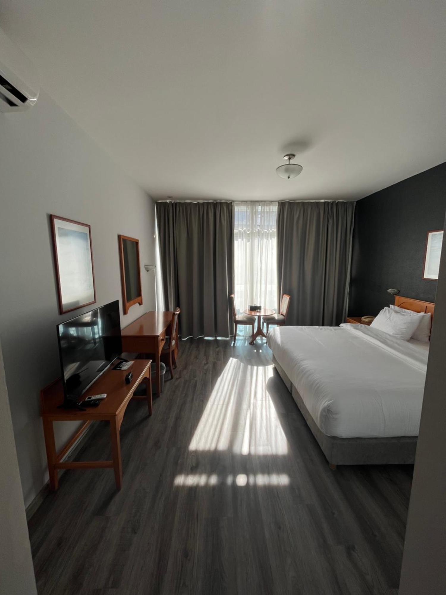 El Sheikh Suites Hotel Бейрут Екстериор снимка