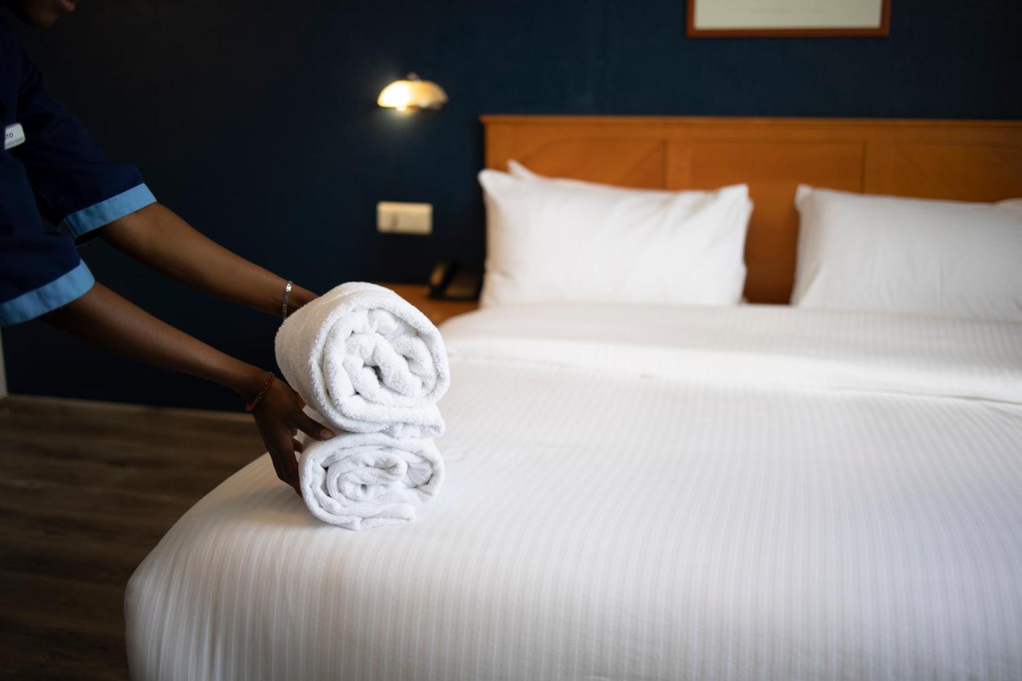 El Sheikh Suites Hotel Бейрут Екстериор снимка