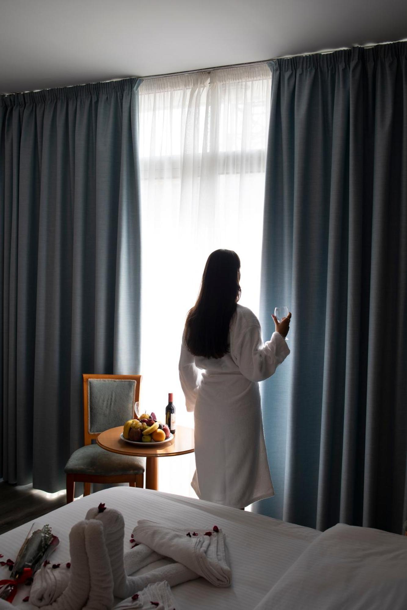 El Sheikh Suites Hotel Бейрут Екстериор снимка