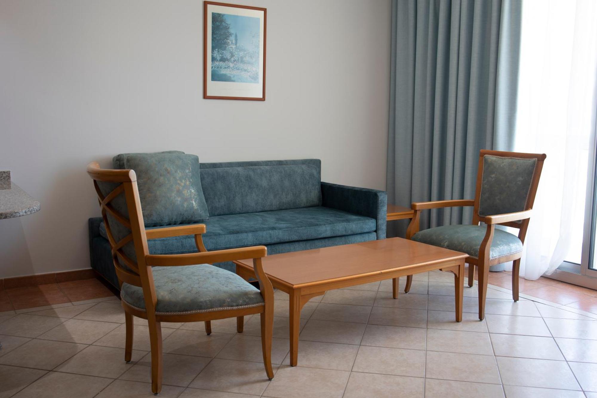 El Sheikh Suites Hotel Бейрут Екстериор снимка