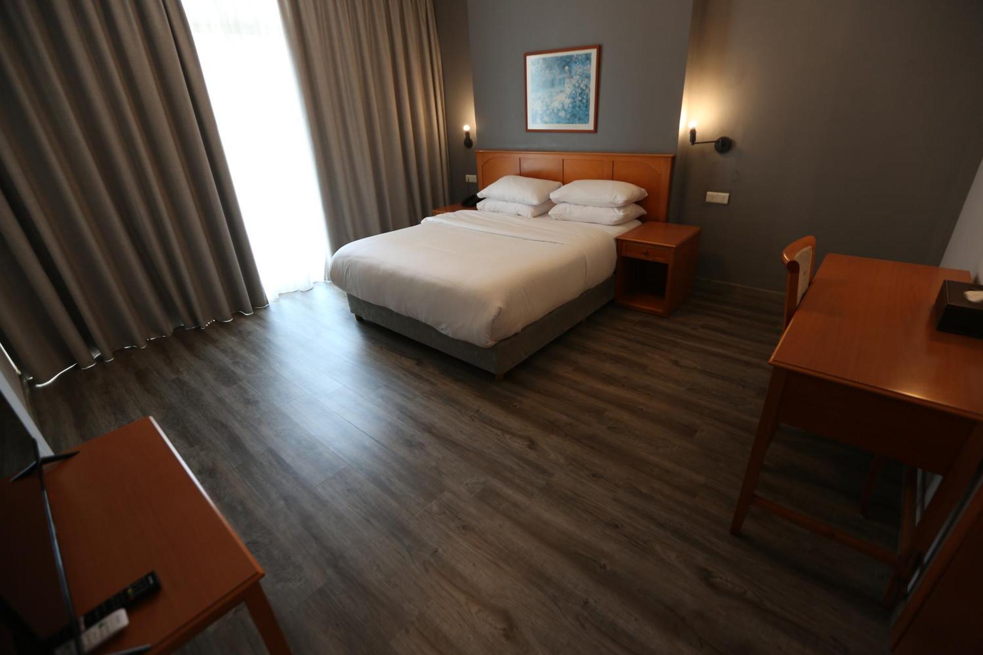 El Sheikh Suites Hotel Бейрут Екстериор снимка